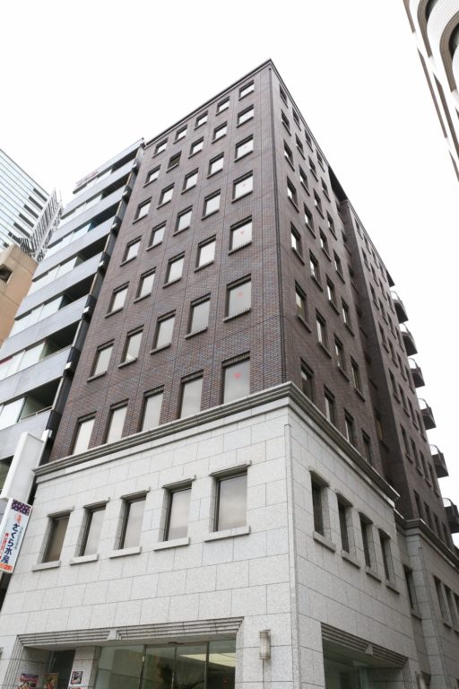 事務所ビル外観